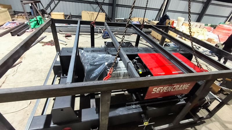 European-electric-hoist-with-trolley